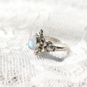 Sterling silver & rainbow moonstone ring with floral accents